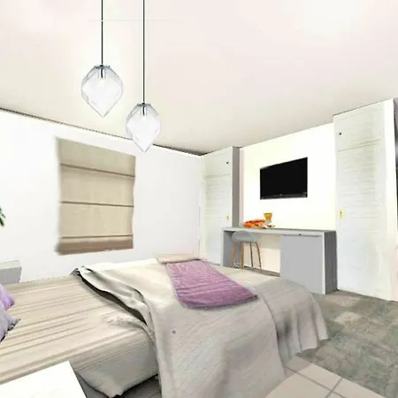 With 6 Bedrooms In Marbella, With Wonderful Sea View, Private Pool, Fur... Lägenhet Marbella